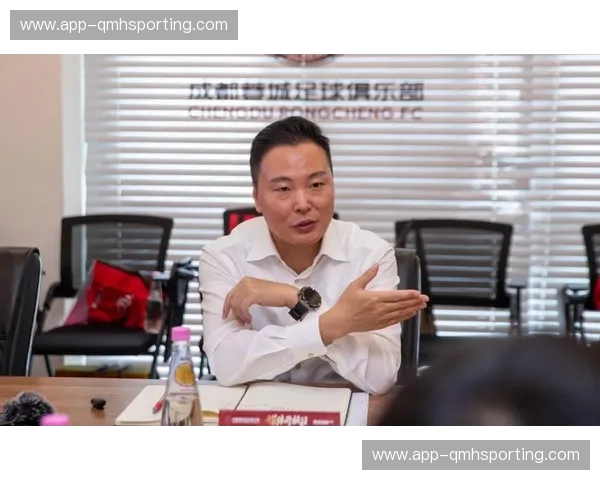 亚冠连连失利！成都蓉城新帅调整引内乱，未来如何破局？_韦林顿_关键_问题